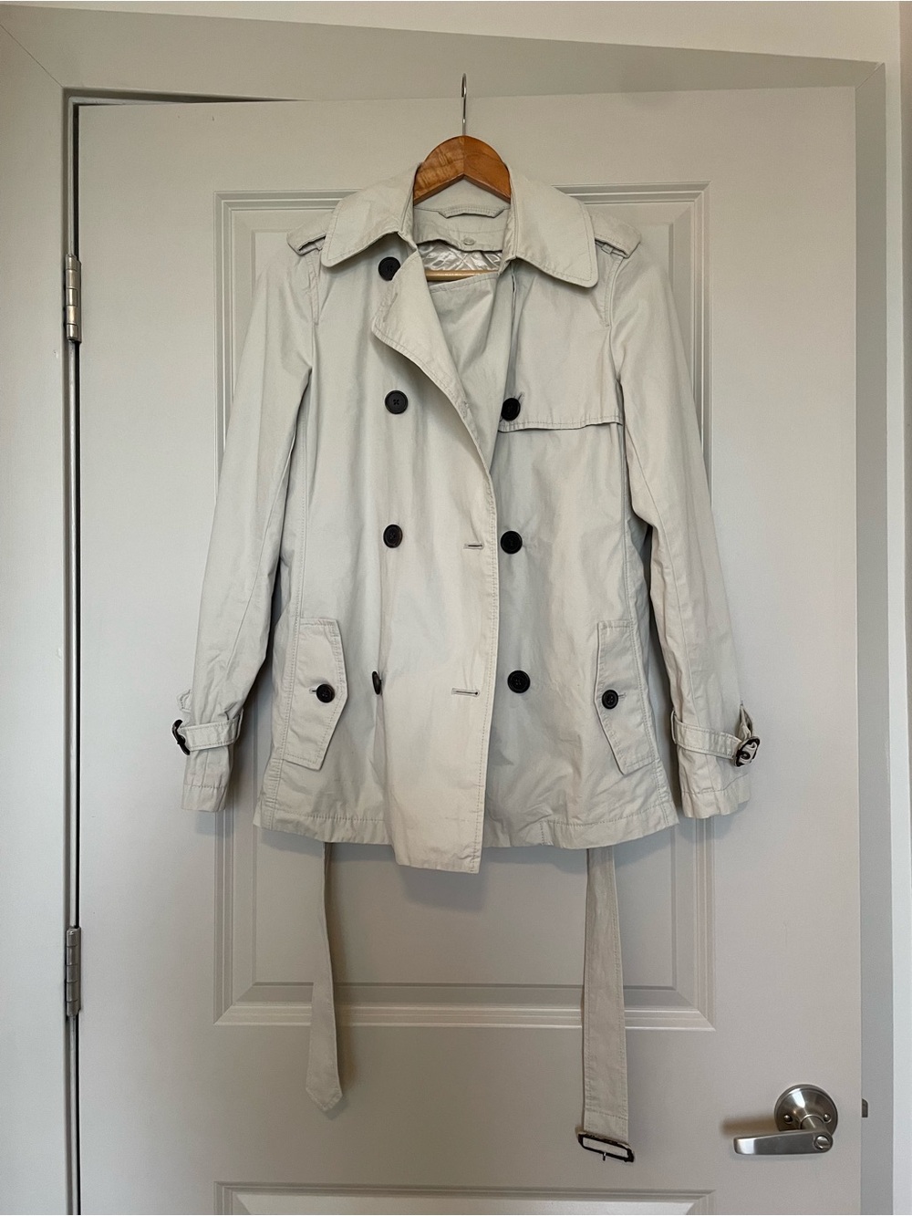 Banana Republic Light Cream Double-Breasted Trench Coat